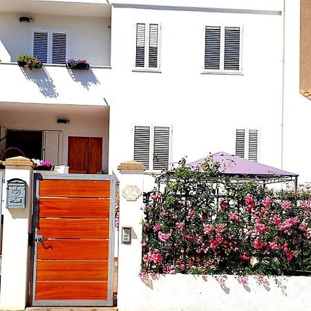 Appartamento Porto Frailis Tortolì Екстериор снимка